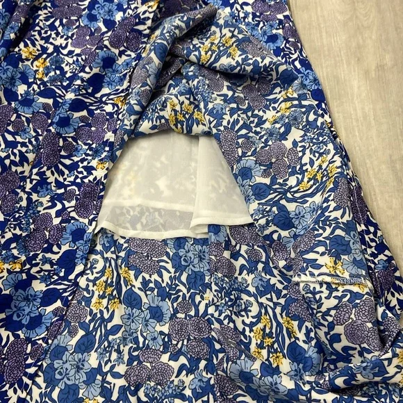 NWOT! $188 V neck Fete floral print midi dress! - Picture 12 of 14